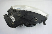 Laden Sie das Bild in den Galerie-Viewer, Frontscheinwerfer VW Passat 3C0941751K 89315530 Links Scheinwerfer Headlight