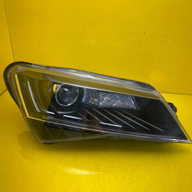 Frontscheinwerfer Skoda Superb III 3V1941016B Xenon Rechts Headlight SCH4659267179xe
