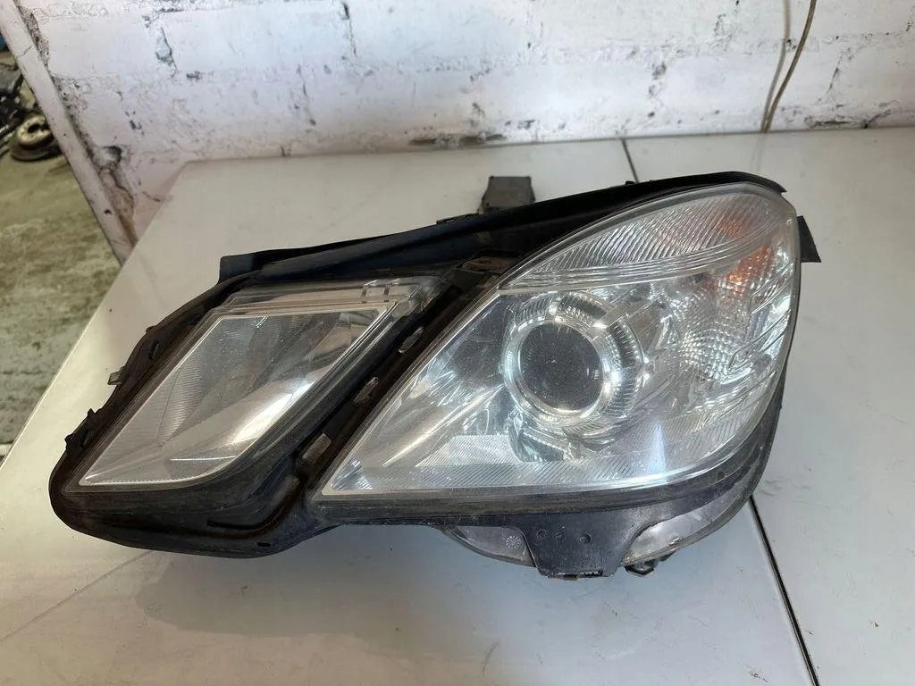 Frontscheinwerfer Mercedes-Benz A2128208361 Links Scheinwerfer Headlight SCH8139227421to