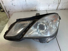 Laden Sie das Bild in den Galerie-Viewer, Frontscheinwerfer Mercedes-Benz A2128208361 Links Scheinwerfer Headlight SCH8139227421to