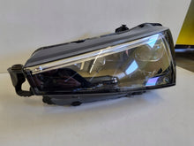 Laden Sie das Bild in den Galerie-Viewer, Frontscheinwerfer Skoda Scala 657941015A Links Scheinwerfer Headlight SCH8692181735ub