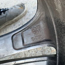 Laden Sie das Bild in den Galerie-Viewer, 1x Alufelge 17 Zoll 7.0&quot; 4x100 6K-7T2-N8HX Opel Corsa Rim Wheel