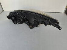 Load image into Gallery viewer, Frontscheinwerfer Opel Zafira C 39009022 Rechts Scheinwerfer Headlight SCH3910085694jv