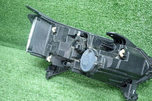 Laden Sie das Bild in den Galerie-Viewer, Frontscheinwerfer Dacia Sandero III Logan Jogger 260602561R Links Headlight SCH8298874075ax
