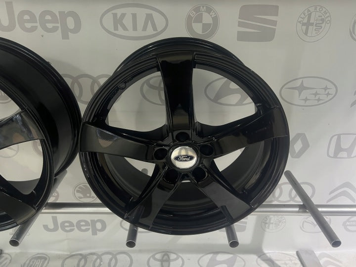 4x Alufelge 17 Zoll 7.5" 5x108 48ET Glanz Schwarz TRE7HKA48 Citroën Ds 4 I FEL5432317207it