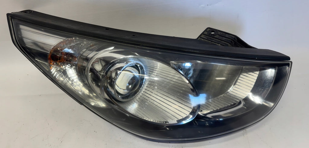 Frontscheinwerfer Hyundai Ix35 92102-2Y Rechts Scheinwerfer Headlight SCH9083991576sv