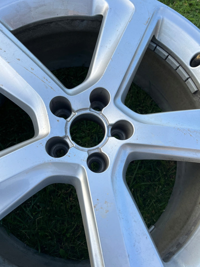 1x Alufelge 20 Zoll 8.5" 5x112 33ET Glanz Silber 8R0601025CJ Audi Q5 Rim Wheel FEL2483869434ug