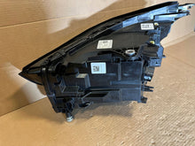 Laden Sie das Bild in den Galerie-Viewer, Frontscheinwerfer BMW 5 5A798D8-09 Full LED Rechts Scheinwerfer Headlight SCH8010066050pl