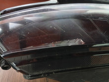 Laden Sie das Bild in den Galerie-Viewer, Frontscheinwerfer Skoda Karoq 57B941016B LED Rechts Scheinwerfer Headlight SCH9343803848bd