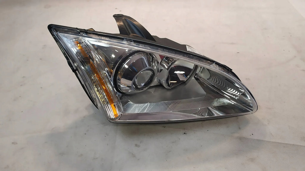 Frontscheinwerfer Ford Focus 4M51-13099-FD Rechts Scheinwerfer Headlight