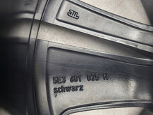 Load image into Gallery viewer, 1x Alufelge 18 Zoll 7.5" 5x112 48ET Glanz Schwarz 5E3601025N Skoda Octavia 5e3 FEL2895457365rb
