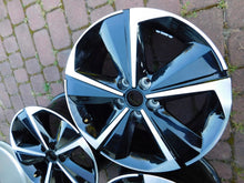 Load image into Gallery viewer, 1x Alufelge 17 Zoll 7.5" 5x108 44ET Glanz Silber 9847065380 Opel Astra L 308 I FEL4095966422no