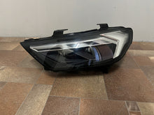 Laden Sie das Bild in den Galerie-Viewer, Frontscheinwerfer Audi A1 82A941033D Full LED Ein Stück (Rechts oder Links) SCH4973466969lr