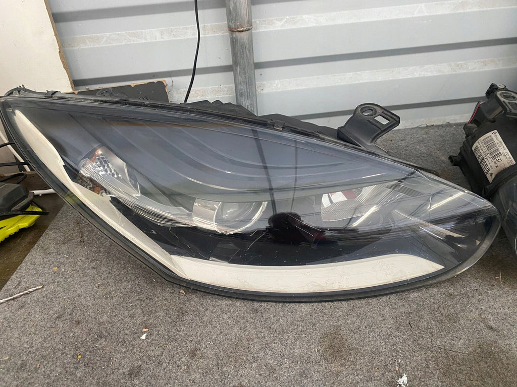 Frontscheinwerfer Renault Megane III 30128820400 Ein Satz Scheinwerfer Headlight SCH4569333248jt