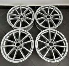 Laden Sie das Bild in den Galerie-Viewer, 4x Alufelge 17 Zoll 7.5" 5x112 6883520 BMW G22 G23 Rim Wheel FEL1065534536pf