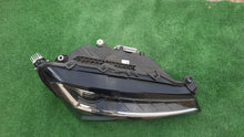 Laden Sie das Bild in den Galerie-Viewer, Frontscheinwerfer Skoda Superb III 3V1941016D Full LED Rechts Headlight