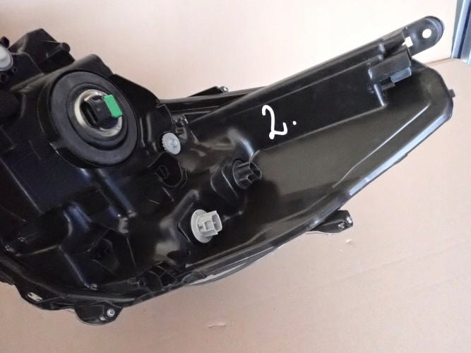 Frontscheinwerfer Toyota Hilux VIII 1EJ-923364-040 Rechts Scheinwerfer Headlight SCH2577610801zq