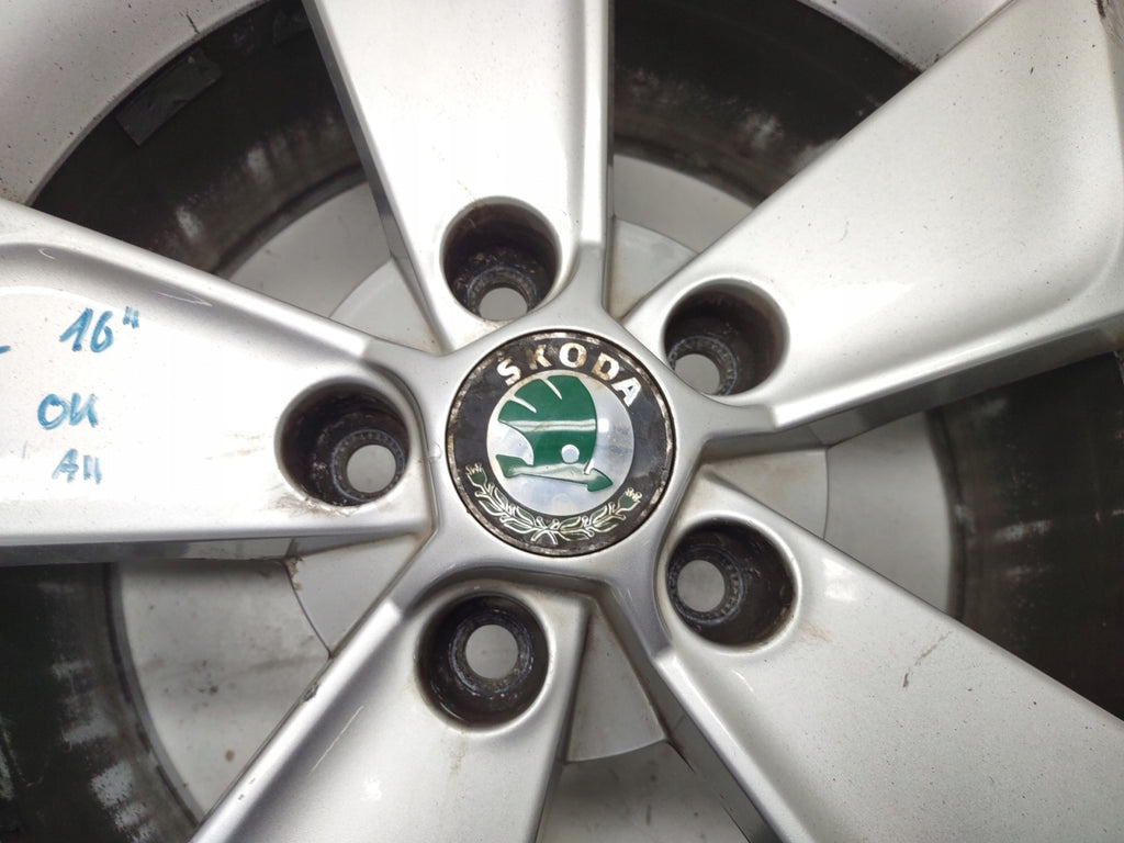 1x Alufelge 16 Zoll 7.0" 5x112 45ET Glanz Silber 5L0601025E Seat I Yeti 5l FEL4245111719bo