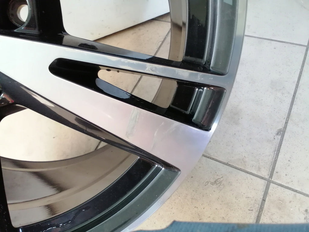 1x Alufelge 18 Zoll 8.0" 5x112 46ET Glanz Silber 8Y0601025N Audi A3 Mg Rim Wheel