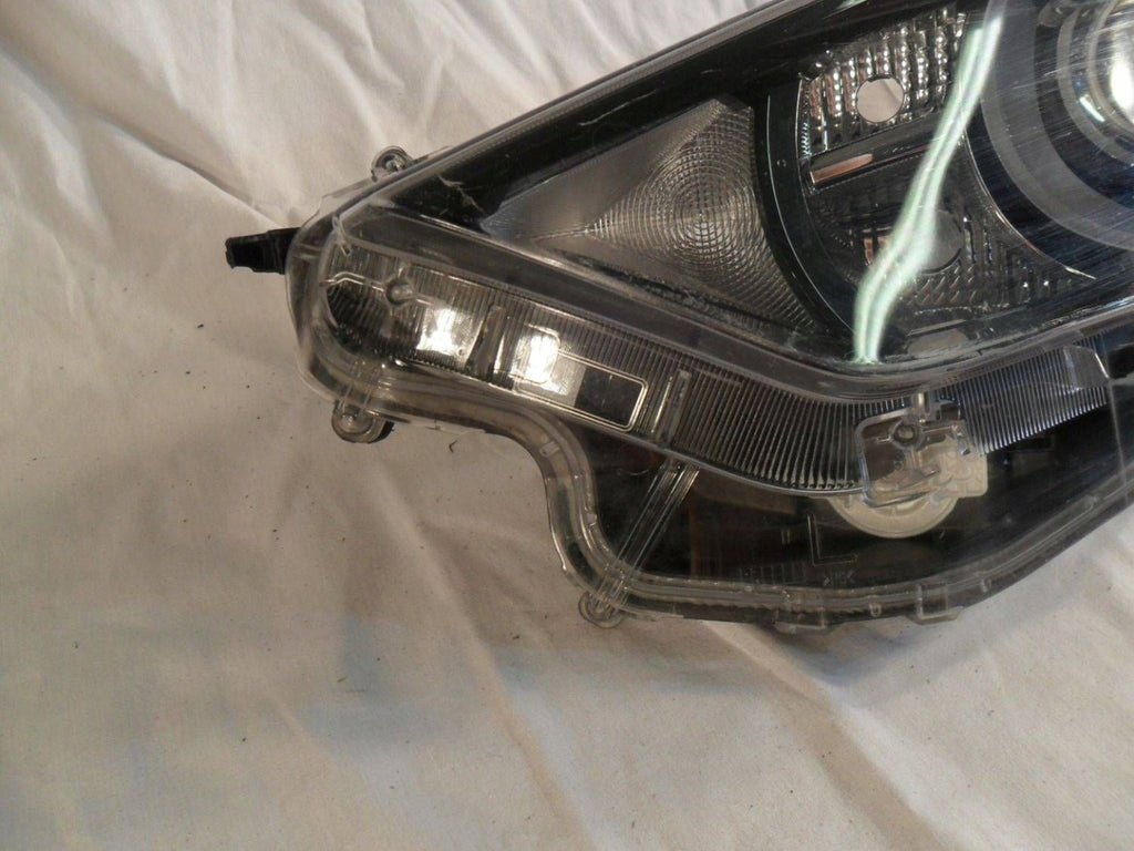 Frontscheinwerfer Toyota Yaris MM118 Links Scheinwerfer Headlight SCH1485282593rn