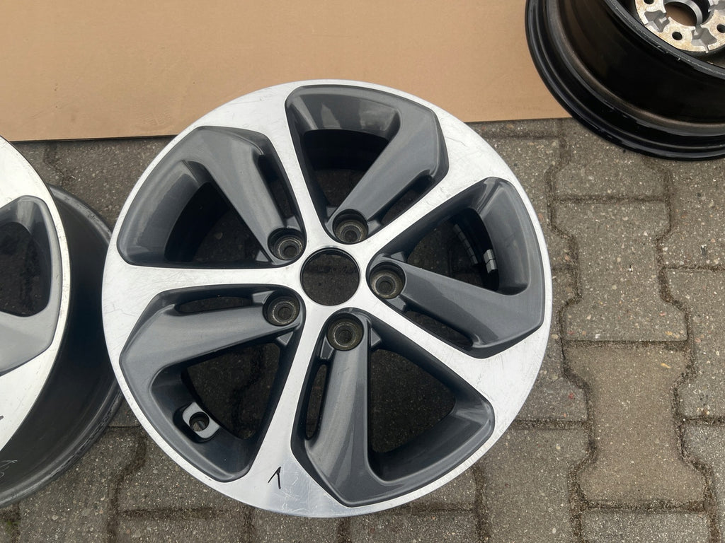 1x Alufelge 16 Zoll 6.5" 5x114.3 52910-AG700-422 Hyundai I30 Rim Wheel