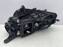 Laden Sie das Bild in den Galerie-Viewer, Frontscheinwerfer Mercedes-Benz Gls X167 A1679069007 LED Rechts Headlight SCH1773726447sv