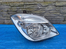 Laden Sie das Bild in den Galerie-Viewer, Frontscheinwerfer Mercedes-Benz Sprinter A9068200261 Rechts Headlight SCH1854984325uo