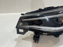 Laden Sie das Bild in den Galerie-Viewer, Frontscheinwerfer VW Id.4 11B941035D Laser Links Scheinwerfer Headlight SCH2977474164eb