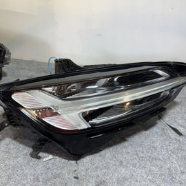 Frontscheinwerfer Volvo V60 II S60 III 22025902 473172000 Rechts Headlight SCH7248970269rk