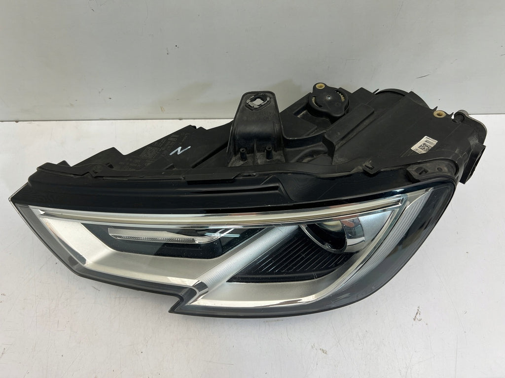 Frontscheinwerfer Audi A3 8V0941005E Xenon Links Scheinwerfer Headlight