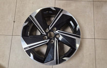 Load image into Gallery viewer, 1x Alufelge 18 Zoll 7.0" 5x114.3 38ET 4250G472 Mitsubishi Eclipse Cross FEL6741421880bj