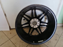 Laden Sie das Bild in den Galerie-Viewer, 1x Alufelge 18 Zoll 8.5&quot; 5x112 54ET Schwarz A204010704 Mercedes-Benz Rim Wheel