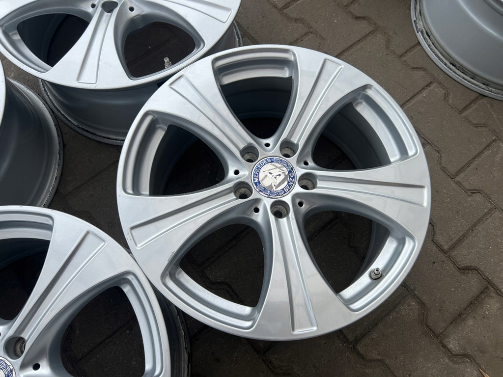 4x Alufelge 18 Zoll 8.0" 5x112 Glanz Silber A2534010800 Mercedes-Benz Vito FEL6332443496gp