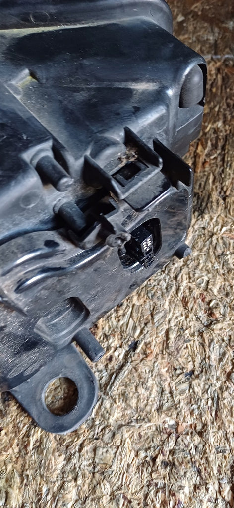 Frontscheinwerfer Audi A8 Ein Stück (Rechts oder Links) Scheinwerfer Headlight SCH3005156842rh