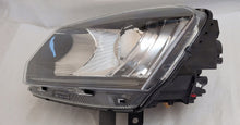 Load image into Gallery viewer, Frontscheinwerfer Skoda Yeti 5L1941015C Xenon Links Scheinwerfer Headlight