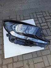 Load image into Gallery viewer, Frontscheinwerfer Toyota Aygo X Rechts Scheinwerfer Headlight SCH6891879288nc