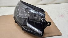 Load image into Gallery viewer, Frontscheinwerfer VW Transporter 7E1941016L Ein Stück (Rechts oder Links)