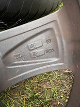 Laden Sie das Bild in den Galerie-Viewer, 4x Alufelge 17 Zoll 7.0" 5x112 40ET Glanz Graphit TTXY5X112X40 VW Tiguan FEL8308806899ih