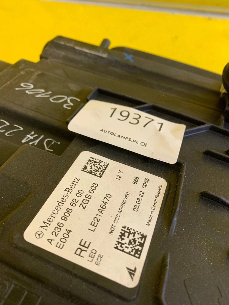 Frontscheinwerfer Mercedes-Benz Coupe A2369066200 LED Rechts Headlight SCH3006182916un