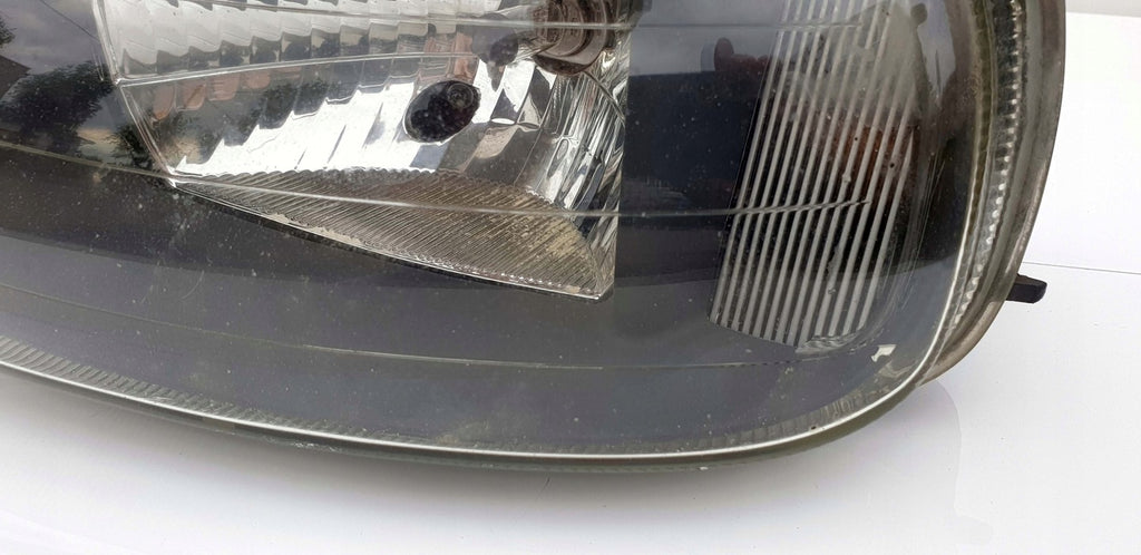 Frontscheinwerfer Opel Corsa B Ein Stück (Rechts oder Links) Headlight SCH9954694667uk