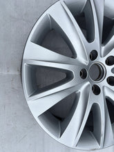 Laden Sie das Bild in den Galerie-Viewer, 1x Alufelge 17 Zoll 7.0" 5x112 43ET Glanz Silber 5N0601025M VW I Rim Wheel FEL7790793724ym