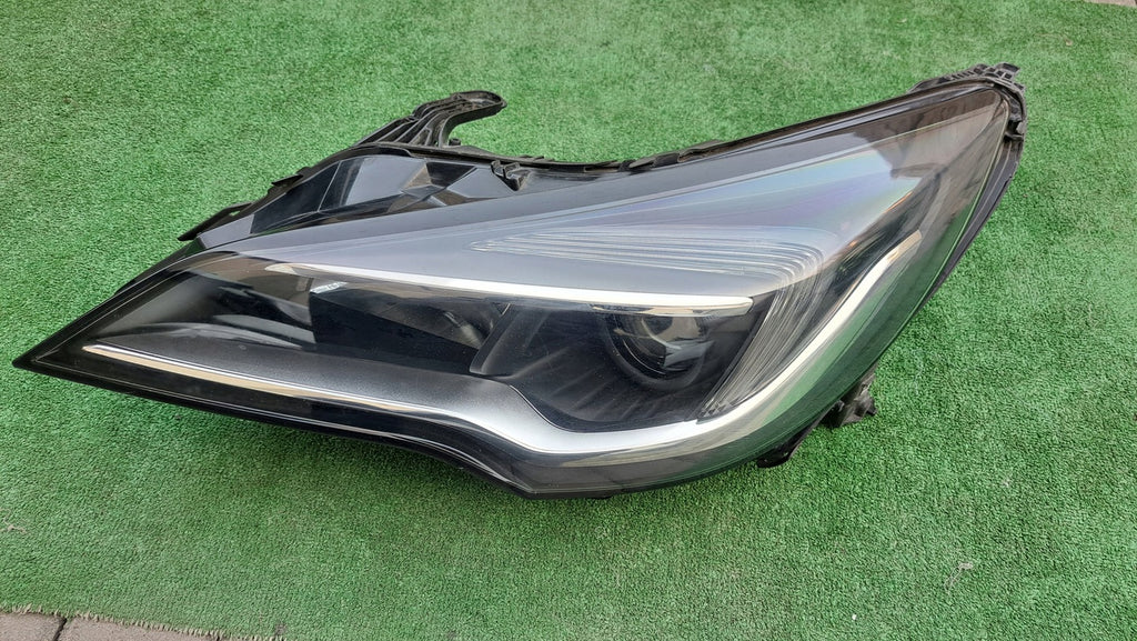 Frontscheinwerfer Opel Astra 39047198 LED Links Scheinwerfer Headlight SCH3197806790ww