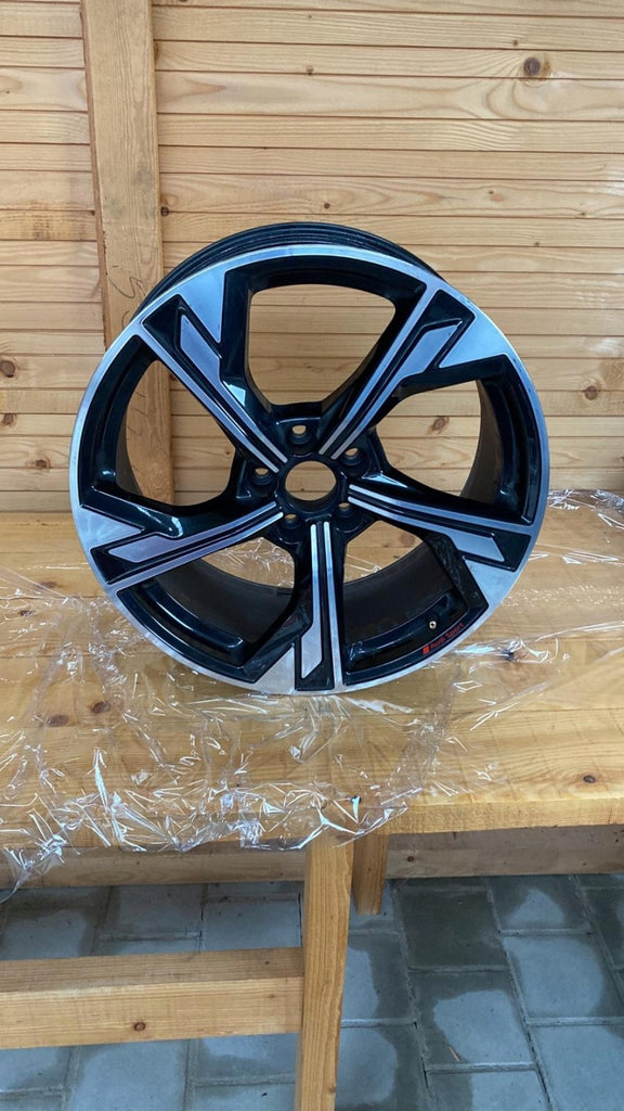 1x Alufelge 19 Zoll 8.5" 5x112 40ET 8W0601025EM Audi A4 B9 Rim Wheel FEL5646830053ml