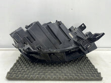 Laden Sie das Bild in den Galerie-Viewer, Frontscheinwerfer VW Id.5 Id.4 LED Links Scheinwerfer Headlight SCH9946408770vm