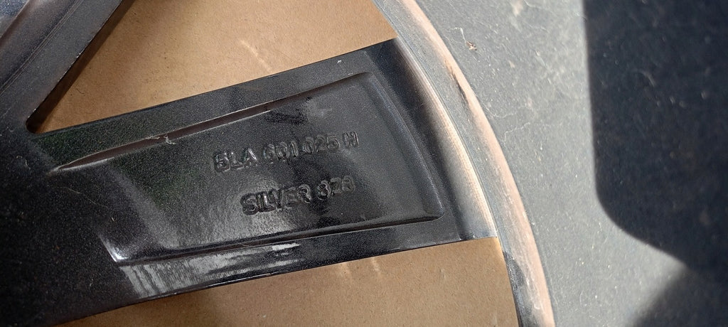 1x Alufelge 20 Zoll 8.0" 5x112 45ET 5LA601025 Skoda Enyaq Rim Wheel