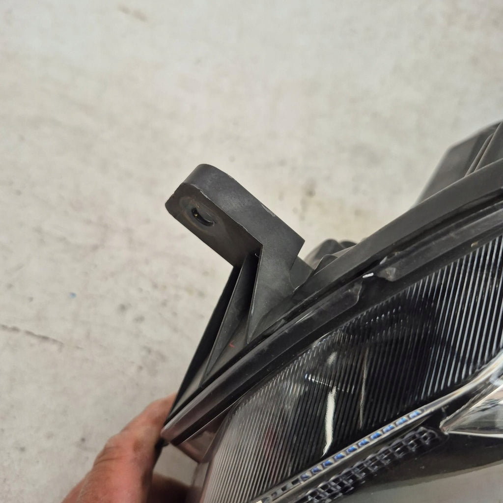 Frontscheinwerfer Dacia Sandero II 260605665R LED Ein Stück (Rechts oder Links)