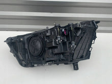 Laden Sie das Bild in den Galerie-Viewer, Frontscheinwerfer Audi Q3 83A941012 LED Rechts Scheinwerfer Headlight