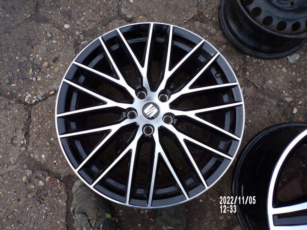 1x Alufelge 19 Zoll 8.0" 5x112 50ET Glanz Schwarz 5F0071490A Seat Leon Rim Wheel FEL9551769603ba