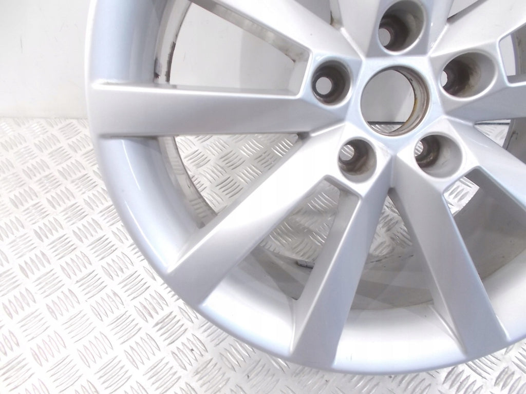 1x Alufelge 18 Zoll 7.5" 5x112 51ET 5E0601025Q Skoda Octavia Iii Rim Wheel