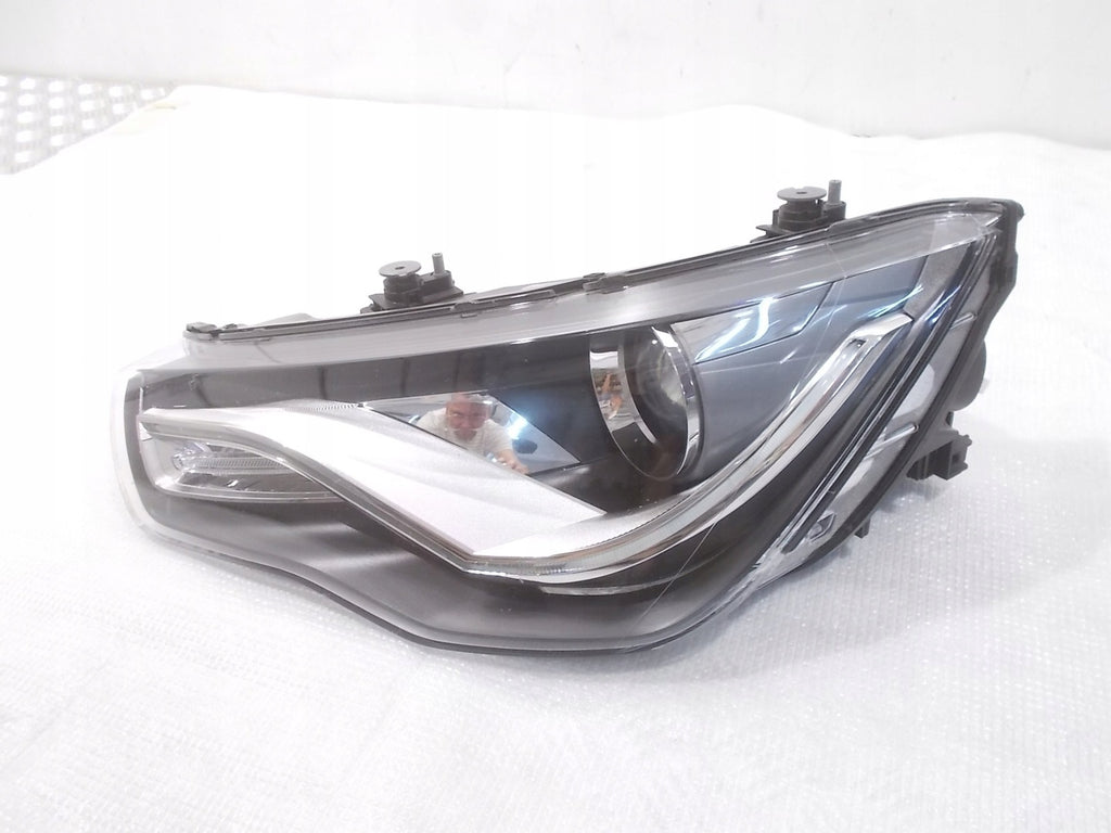 Frontscheinwerfer Audi A1 8X0941043 Xenon Links Scheinwerfer Headlight